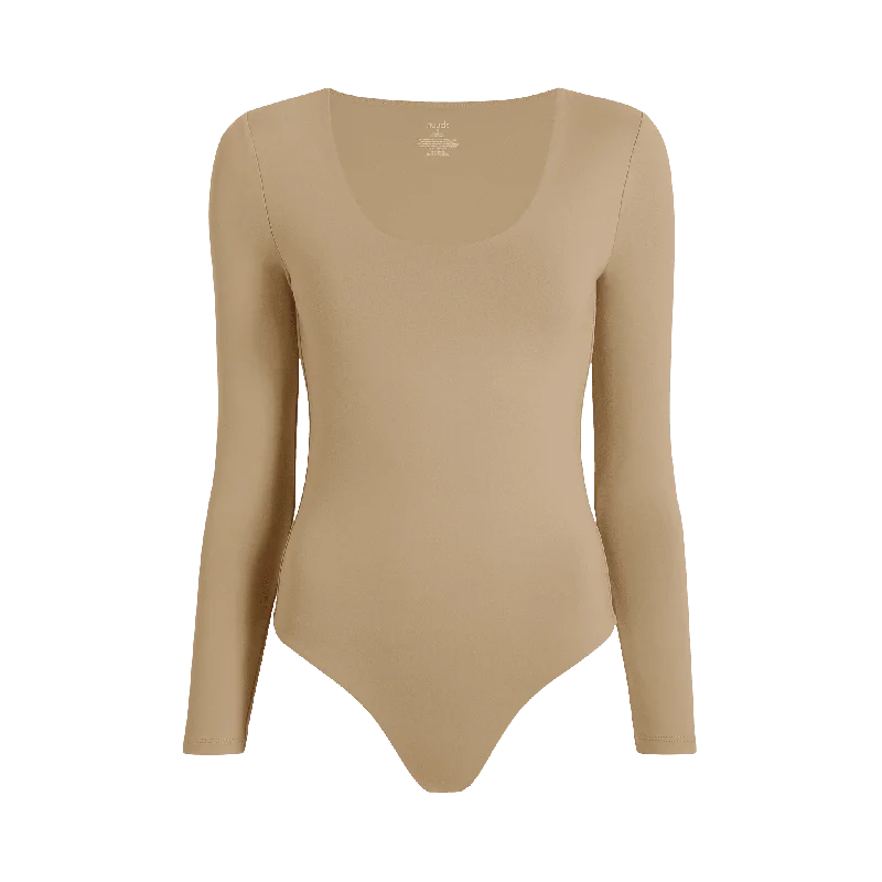 Long Sleeve Scoop Neck Bodysuit | Oat